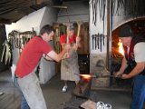 01 Mittagessen, Schmiede und Quartier (25).JPG